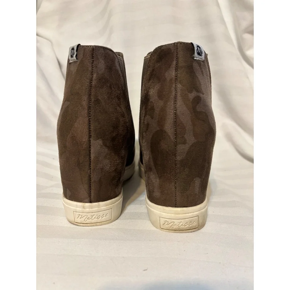 Coconuts by Matisse Womens‎ Wedge Sneaker Brown Camo Ankle Bootie Size 10M